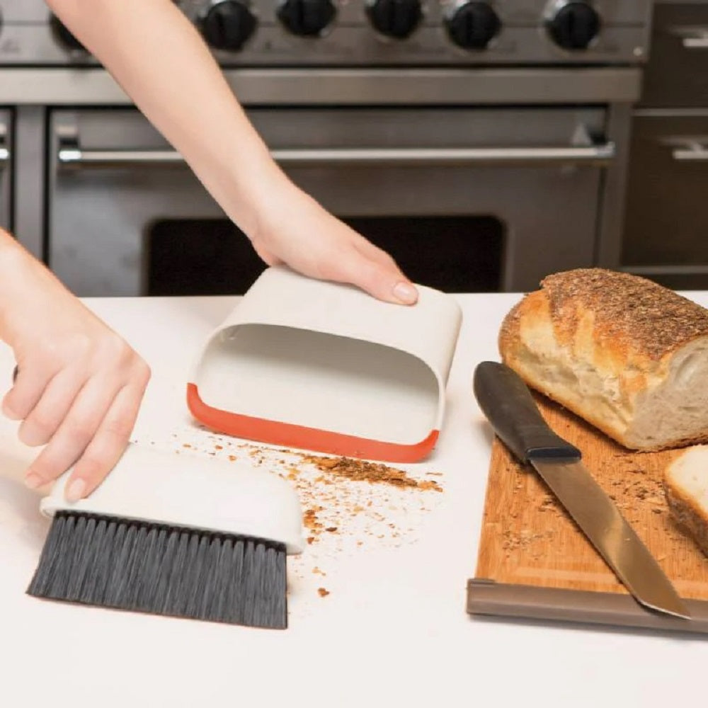 OXO GG COMPACT DUSTPAN & BRUSH SET