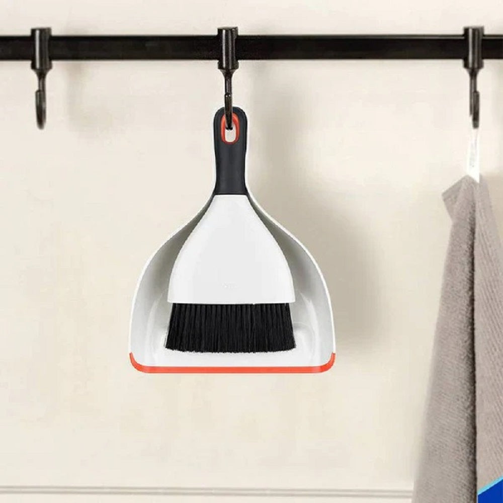OXO GG DUSTPAN & BRUSH SET
