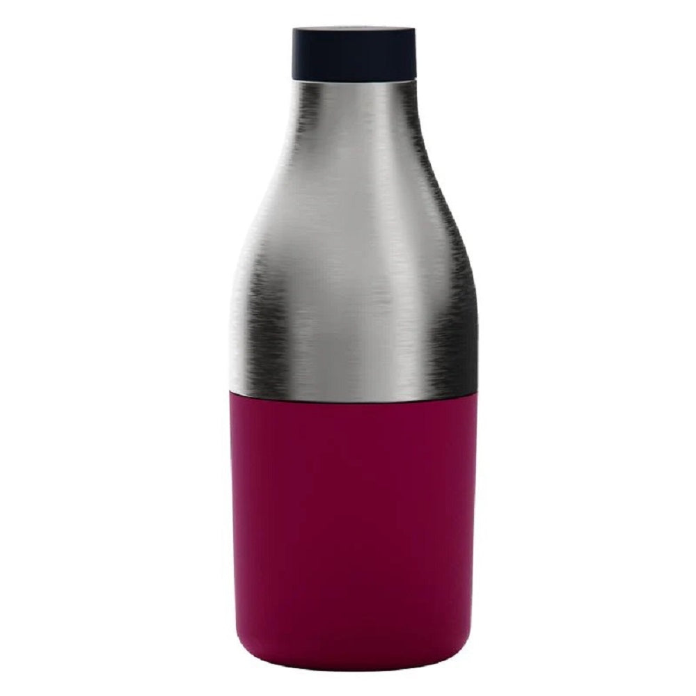 Food&Hydrate 2 Bottle shaped multi compartment container for food and drink