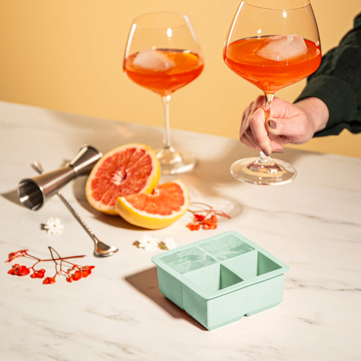 Ice Cube Maker 4pc Tray