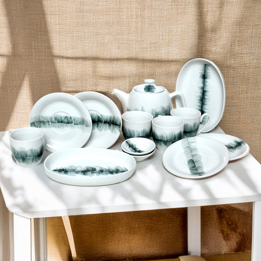 Tablejoy Tea Set - Set of 14 Blk