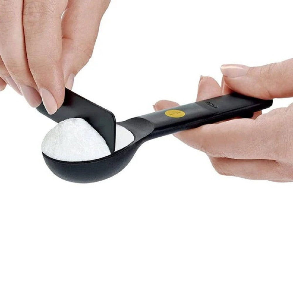 PLASTIC MEASURING SPOONS - SNAPS - BLACK  INTL