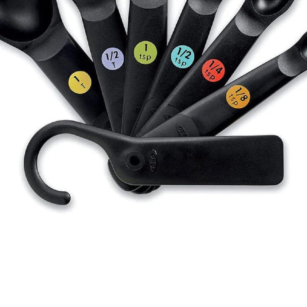 PLASTIC MEASURING SPOONS - SNAPS - BLACK  INTL
