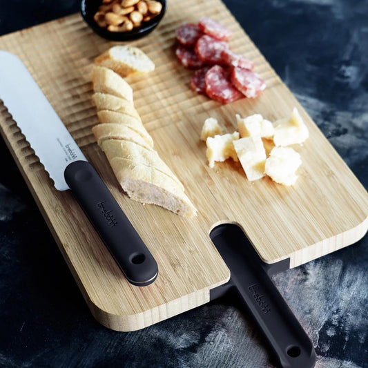 Art - Integrated Knife - Black Edition - Bread Bamboo cutting board with integrated bread knife