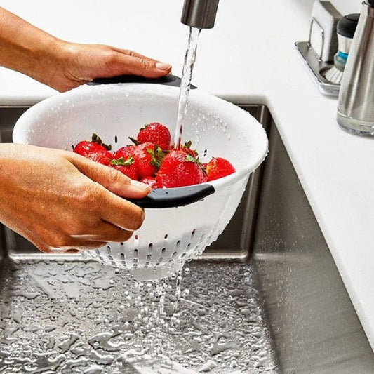 OXO GG PLASTIC COLANDER